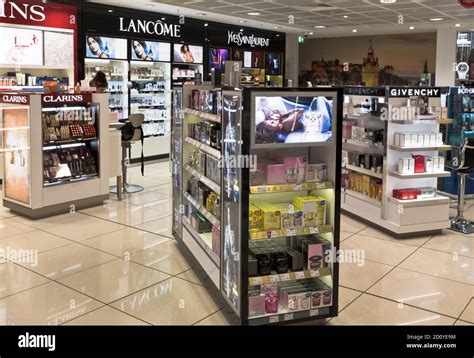 perfume shop orlando airport.